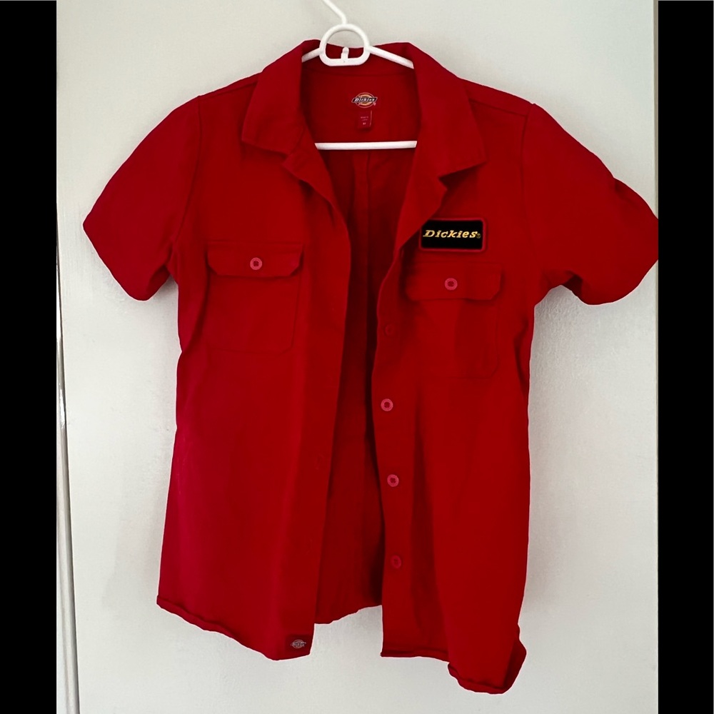dickies red shirt